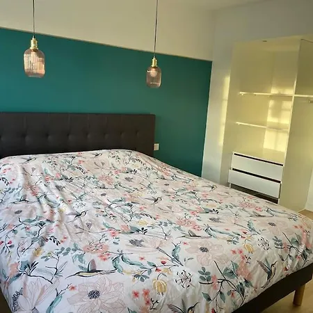Hébergement de vacances Jolie Maison A *